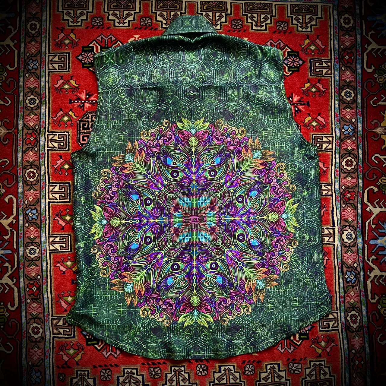 پیراهن وست سایکدلیک مدل Phantom Mandala بلک لایت