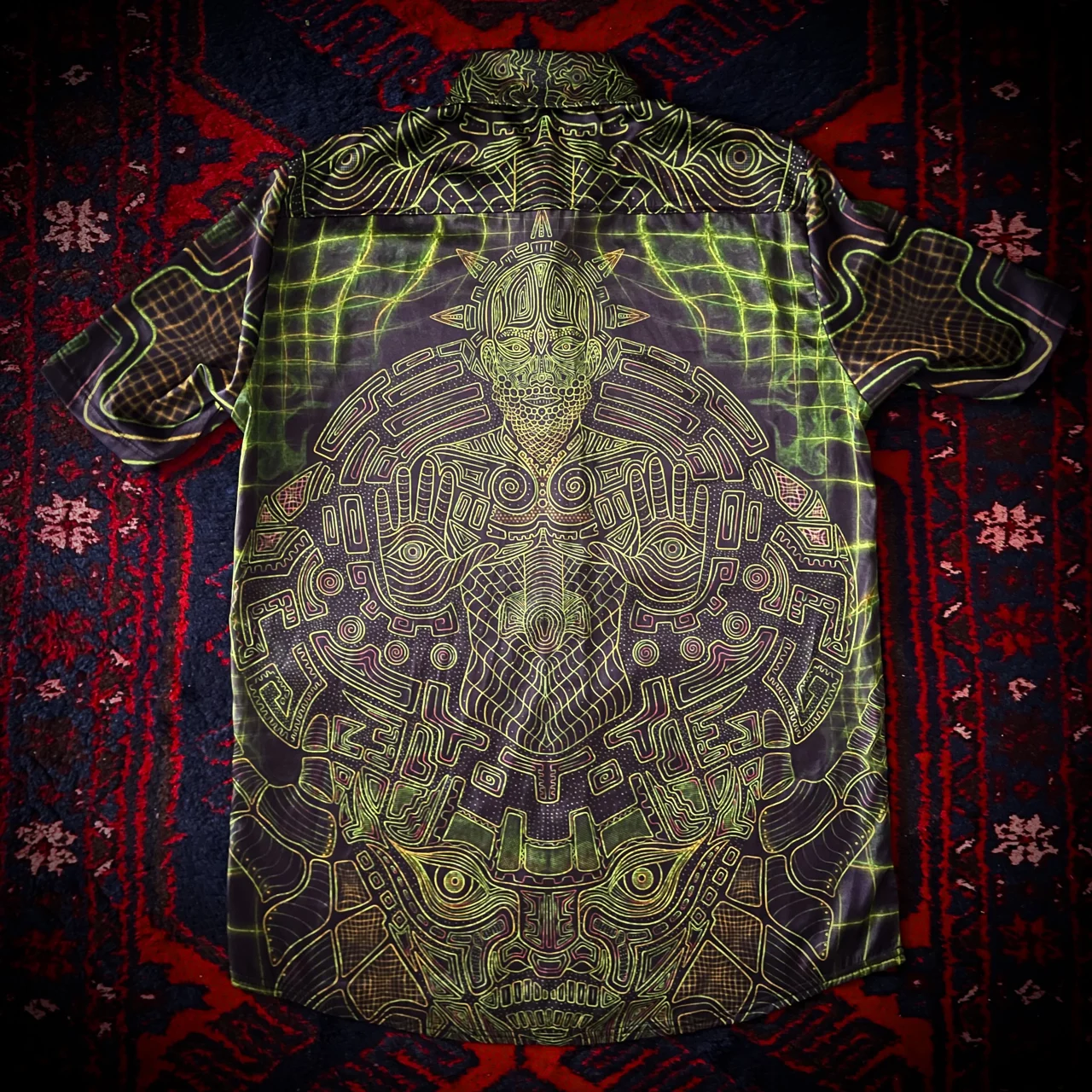 پیراهن هاوایی سایکدلیک مدل Neon Ancestor بلک لایت